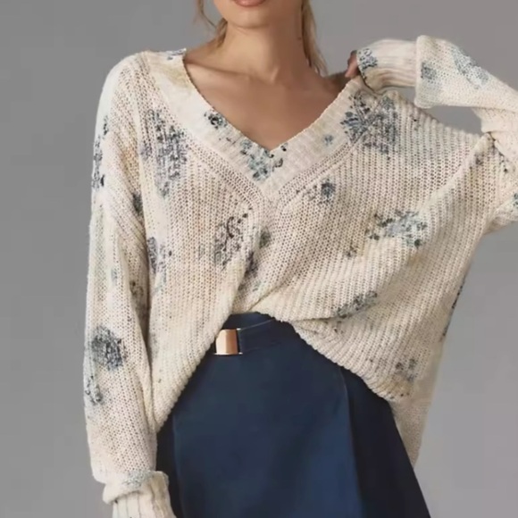 Anthropologie Sweaters - Anthropologie Pilcro Slouchy V-Neck Sweater Ivory Floral Bohemian Oversized